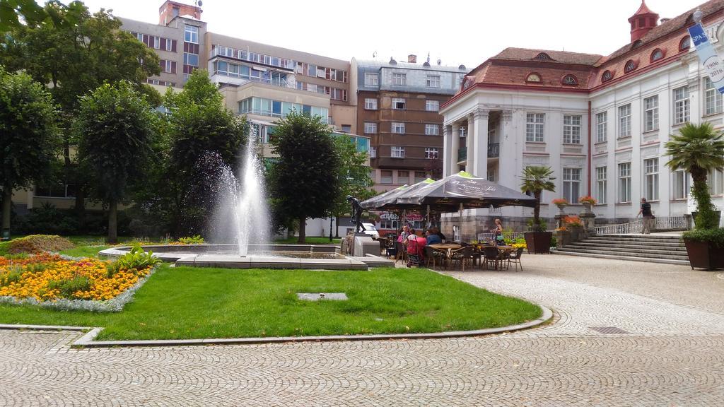 Apartmany Perla Karlovy Vary Exterior photo